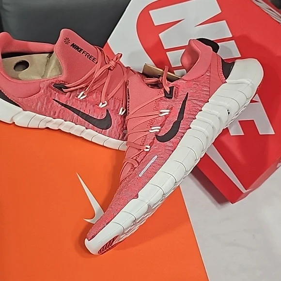 Nike sneakers - Picture 3 of 4